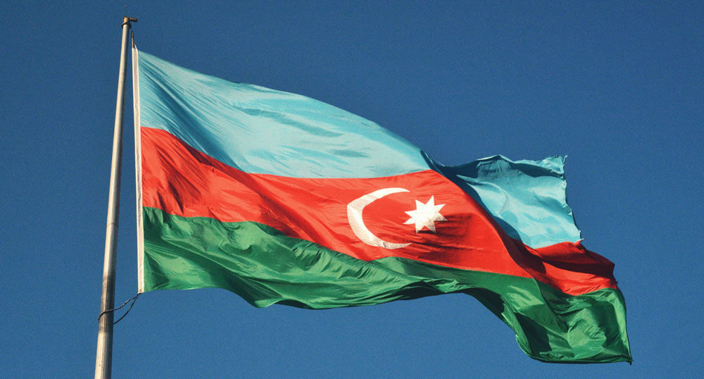 Obtaining a temporary residence permit for a business immigrant for a citizen of Azerbaijan